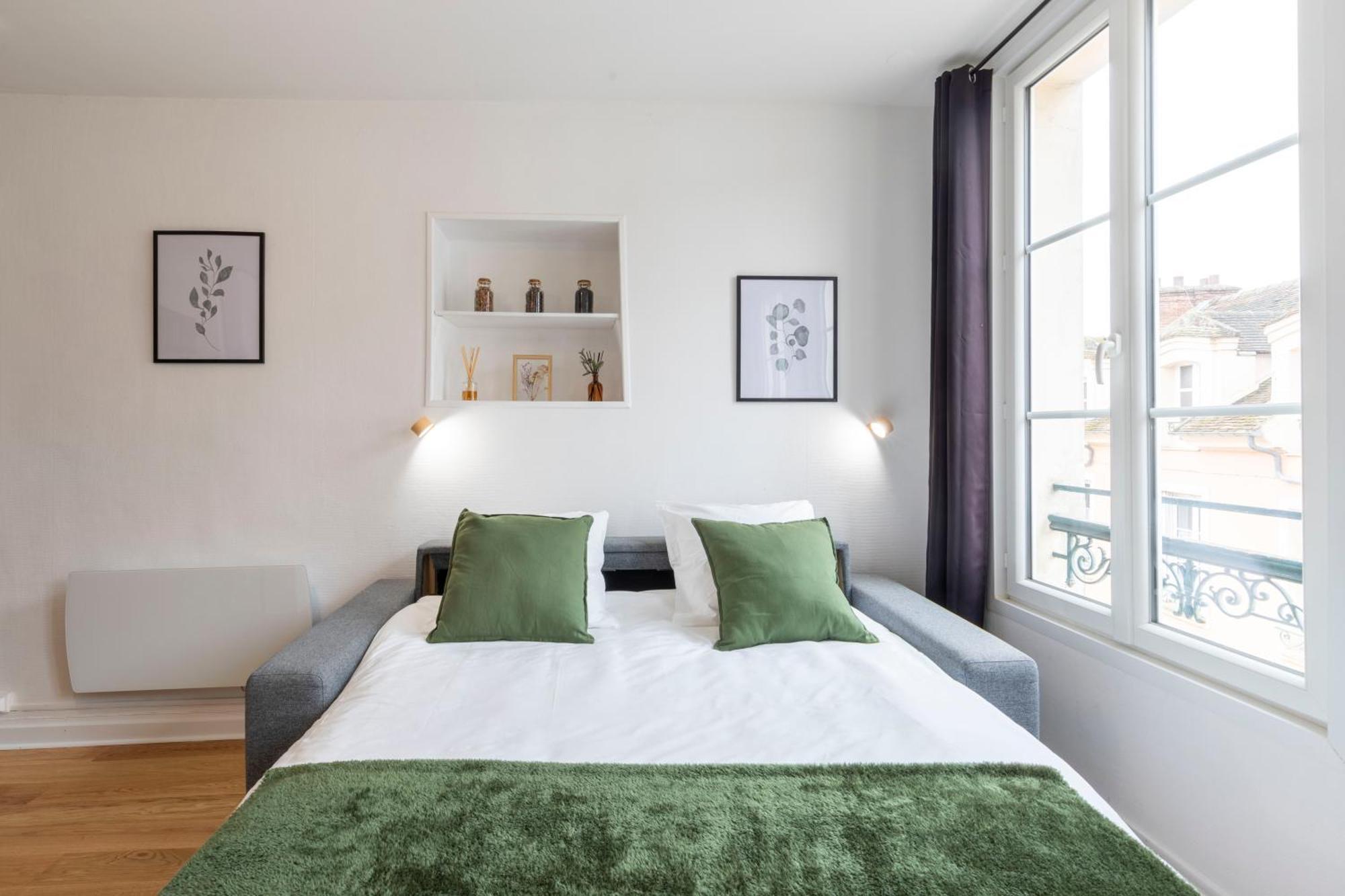 Coeur De Fontainebleau: Confort, Calme & Haut Debit Luaran gambar